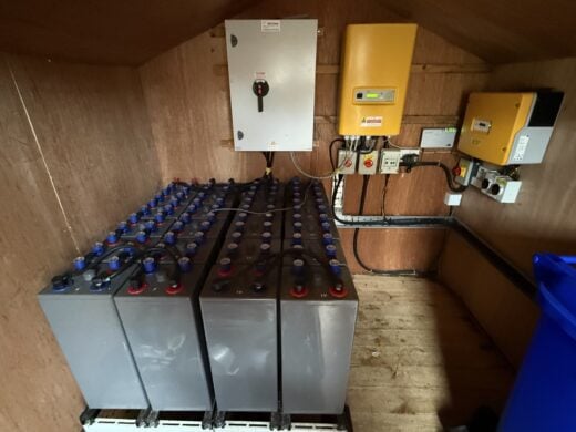 Solar-battery-servicing-off-grid